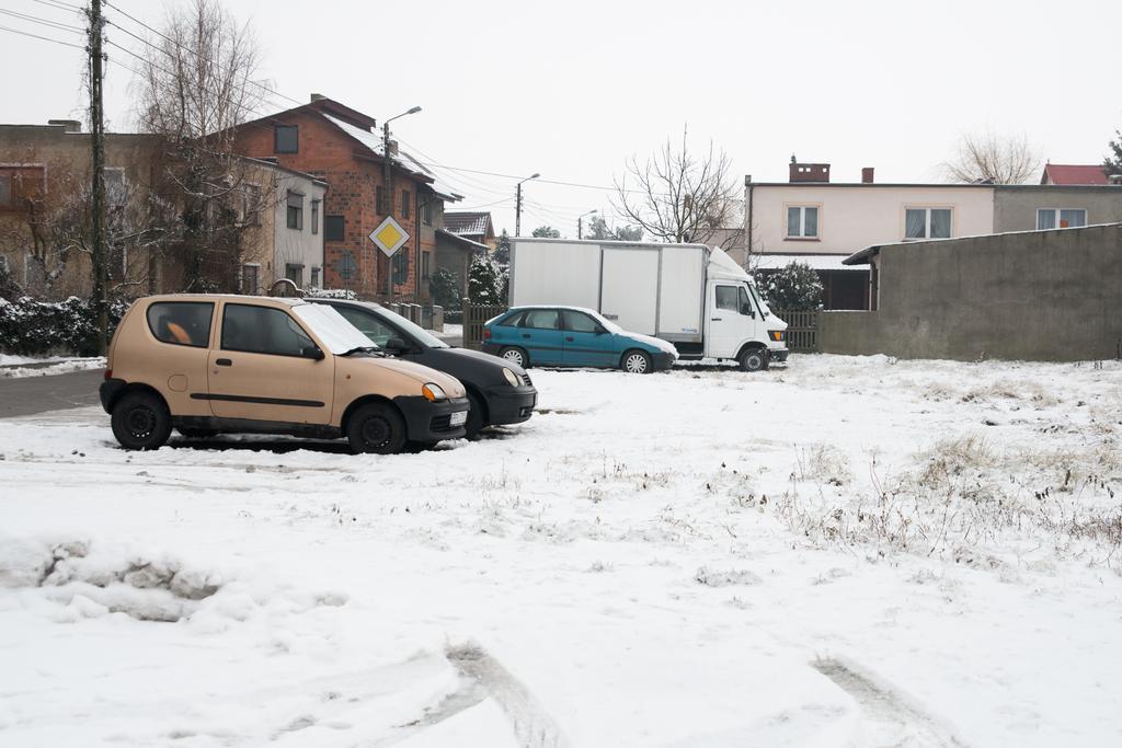 Pensjonat Kawiarni Muzealnej Goluchow Kültér fotó